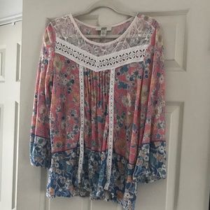 Vintage America Women’s Pull On Top, Size Large,  Long sleeved Pastel, Loose fit